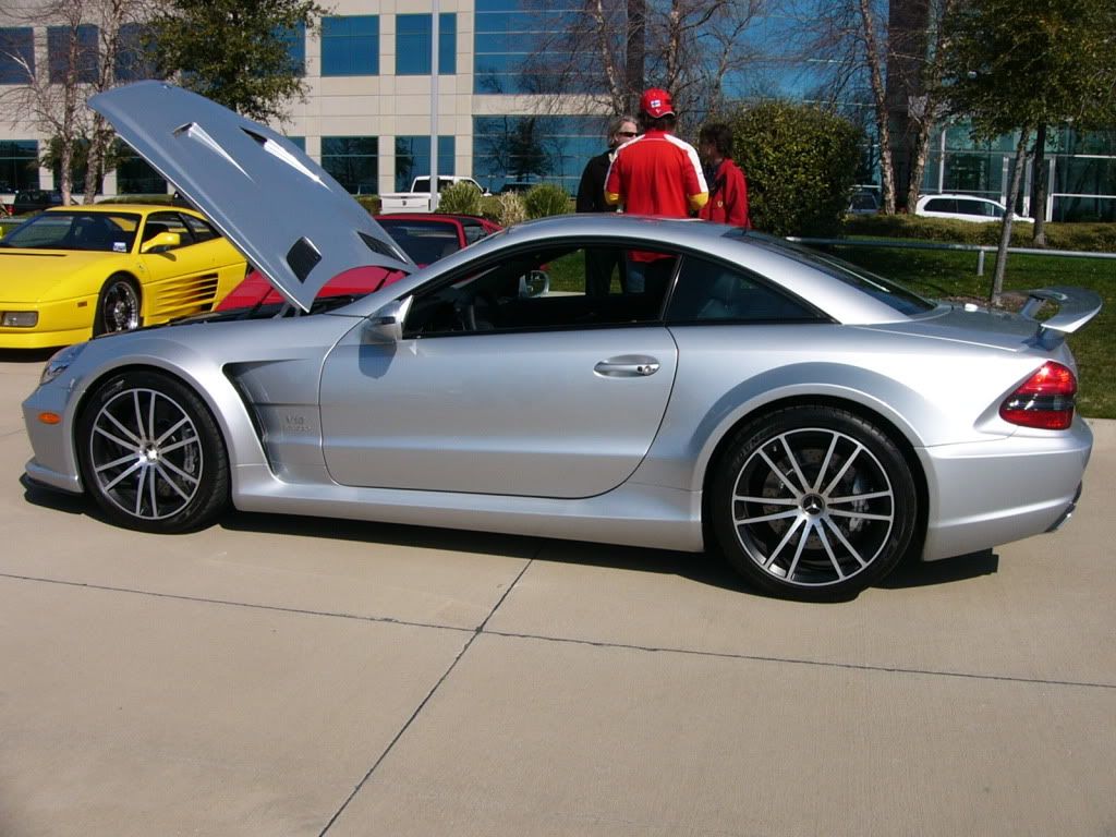 [Image: Mercedes-BenzSL65AMGsilver1.jpg]