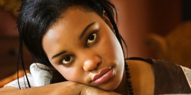 photo alert-black-woman.jpg