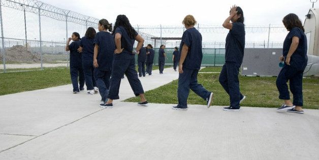  photo black-female-prisoners.jpg