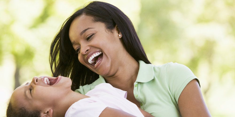  photo black-mother-child-laughing.jpg