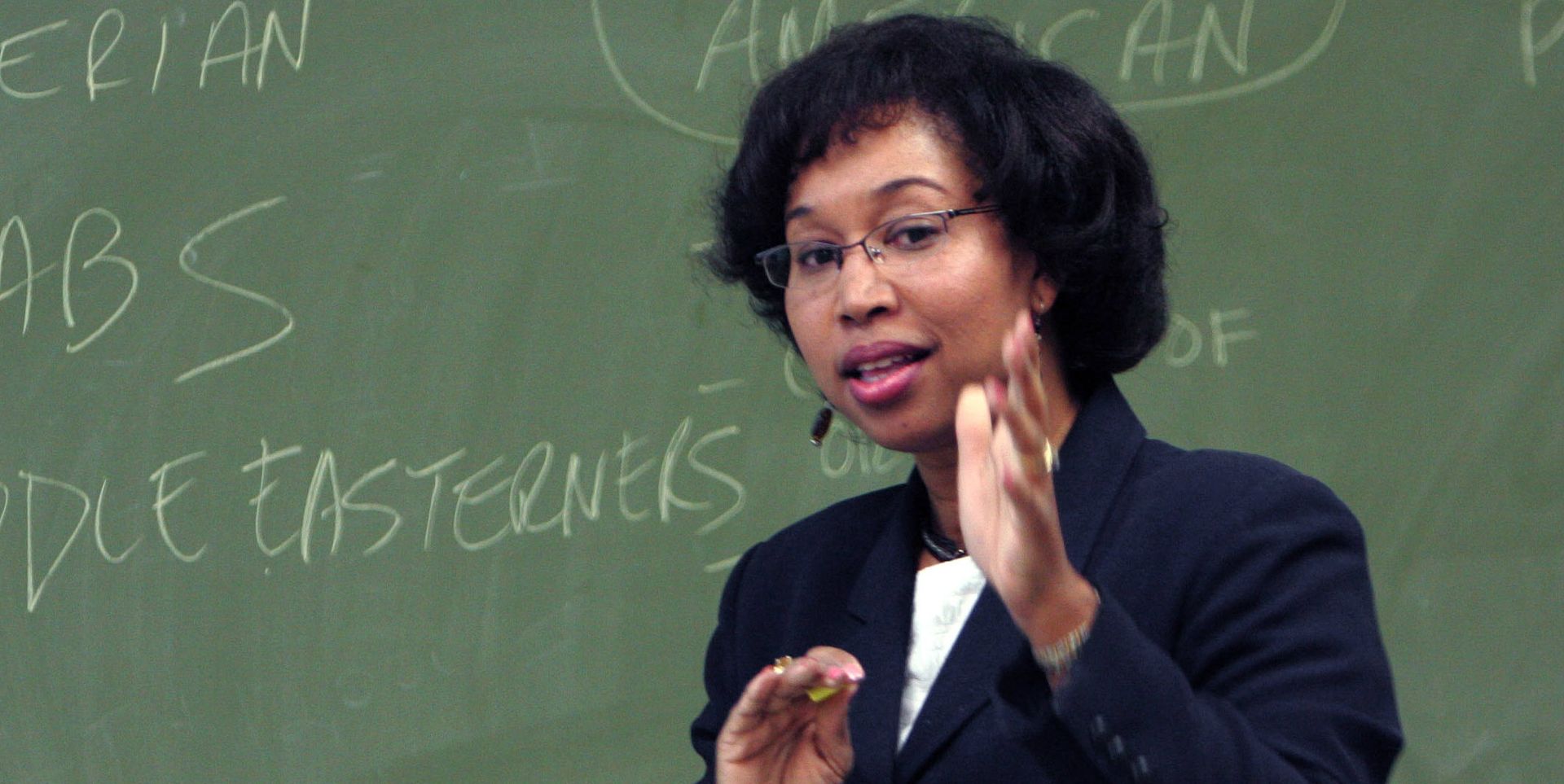  photo black-woman-professor.jpg