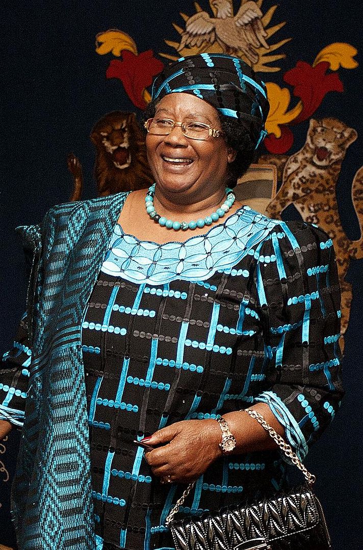  photo joycebanda.jpg