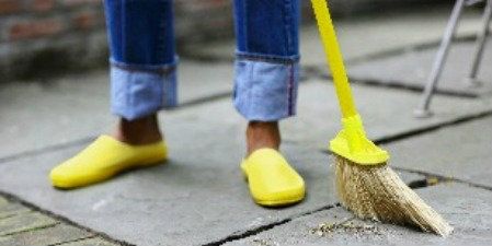  photo woman-sweeping.jpg