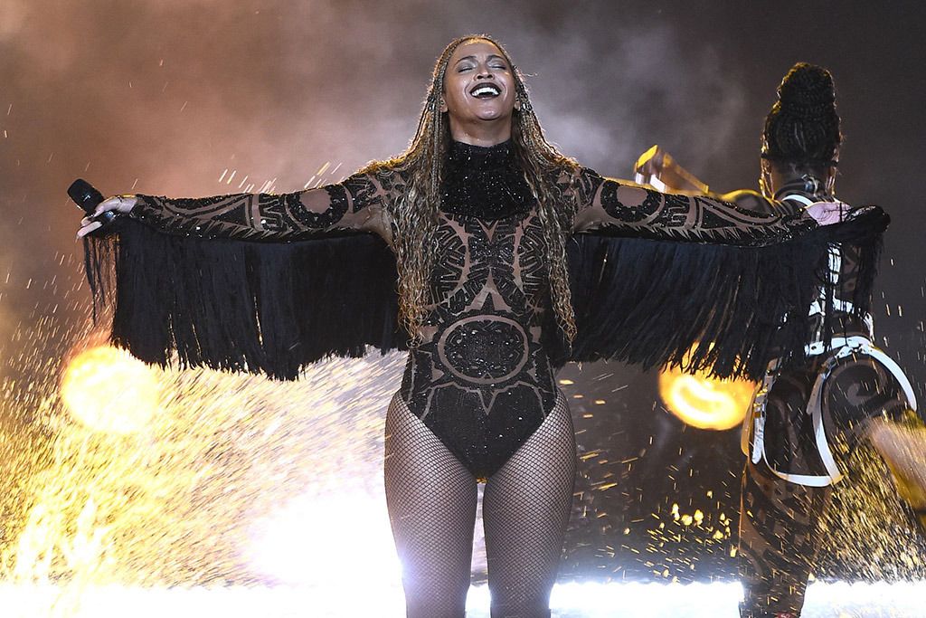  photo beyonce-bet-awards-2016-performance-1.jpg