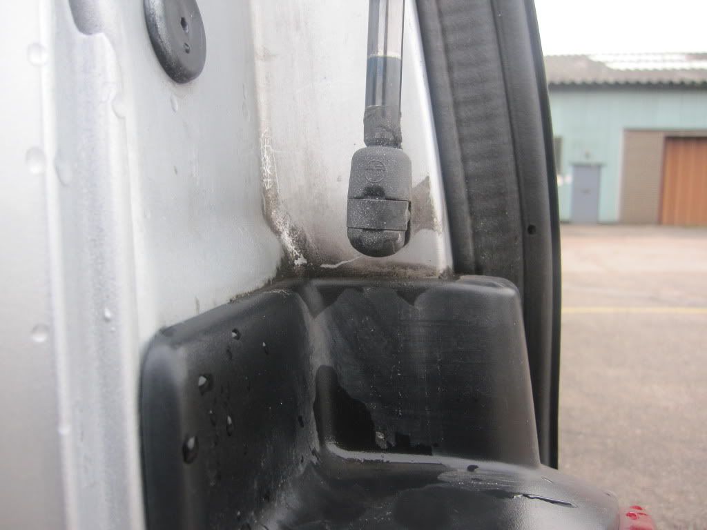 T5 tailgate help VW T4 Forum VW T5 Forum