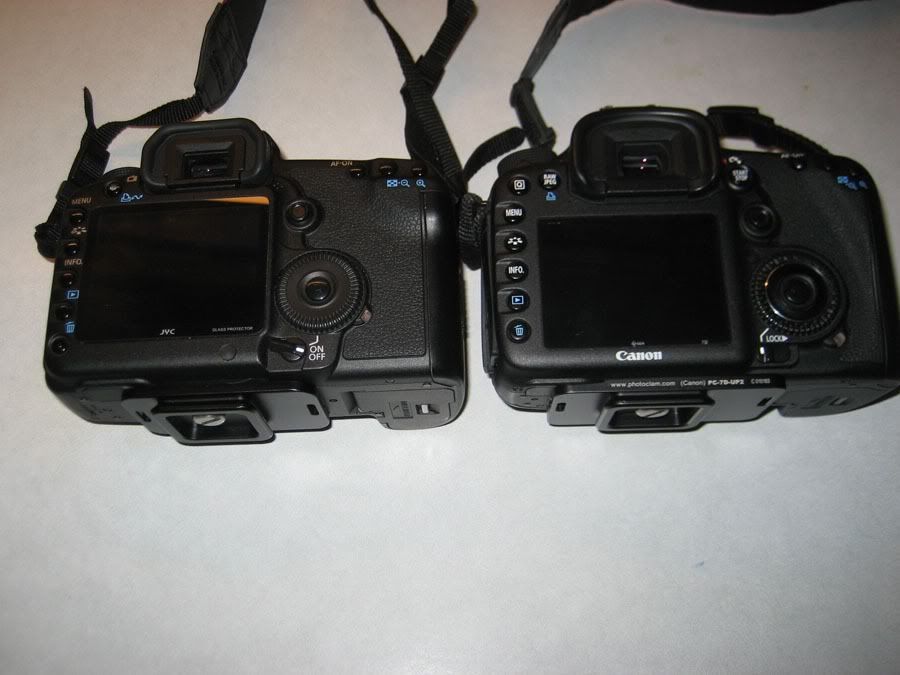 IMAGE: http://i789.photobucket.com/albums/yy173/go_pics/tripod/mounting-plates.jpg