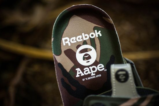  photo aape-by-a-bathing-ape-x-reebok-insta-pump-fury-camo-V53879-09-570x380_zpsdc905b61.jpg