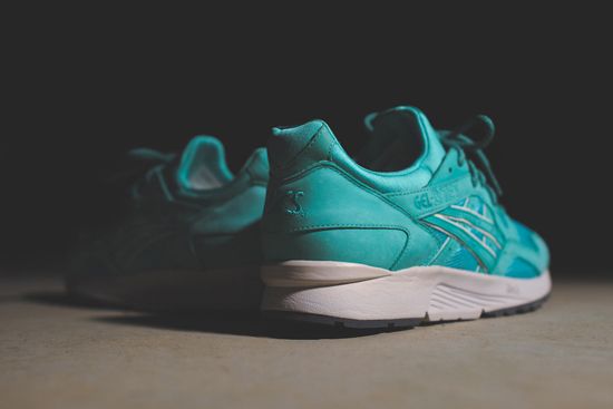  photo ronnie-fieg-x-asics-gel-lyte-v-mint-leaf-cove-7_zps5e8f3517.jpg