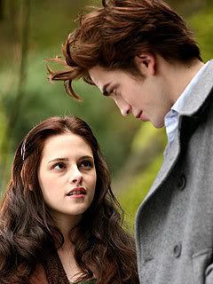 Edward stares into Bella Twilight Pictures, Images and Photos