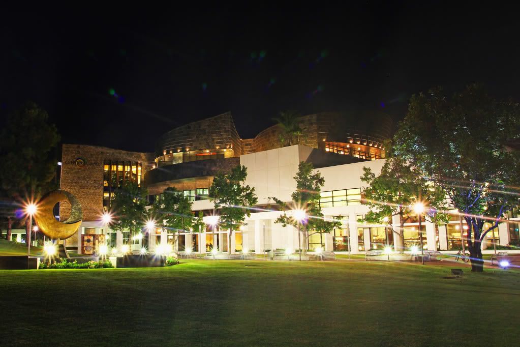 IMAGE: http://i789.photobucket.com/albums/yy178/kevinstradley/library_edited-1.jpg