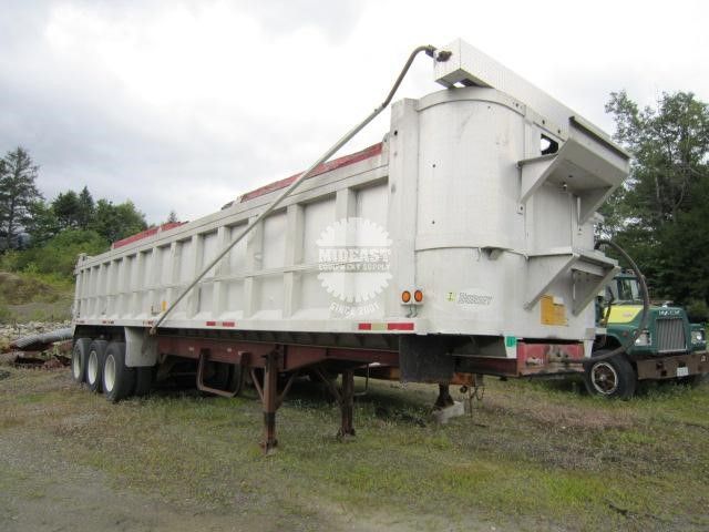 TripleAxleDorseyDumperwithTireRack_zpsff