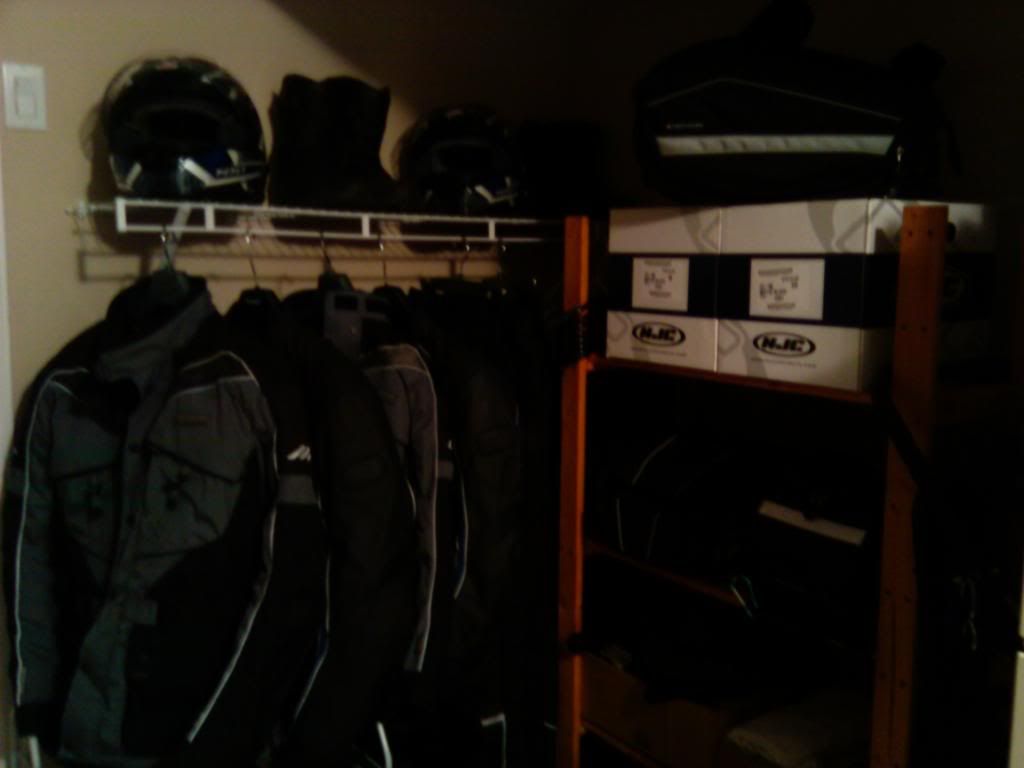 http://i789.photobucket.com/albums/yy180/MerlotMax/Bikes/IMG_20120526_202321_zps1f02c202.jpg
